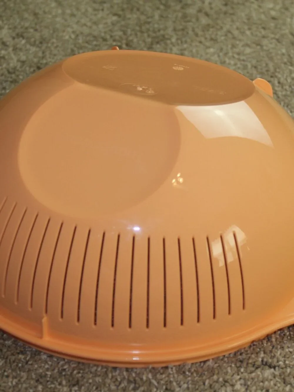 Tupperware Thatsa Colander Strainer Peach 3.75L 3.25Qt NEW 7562A-2